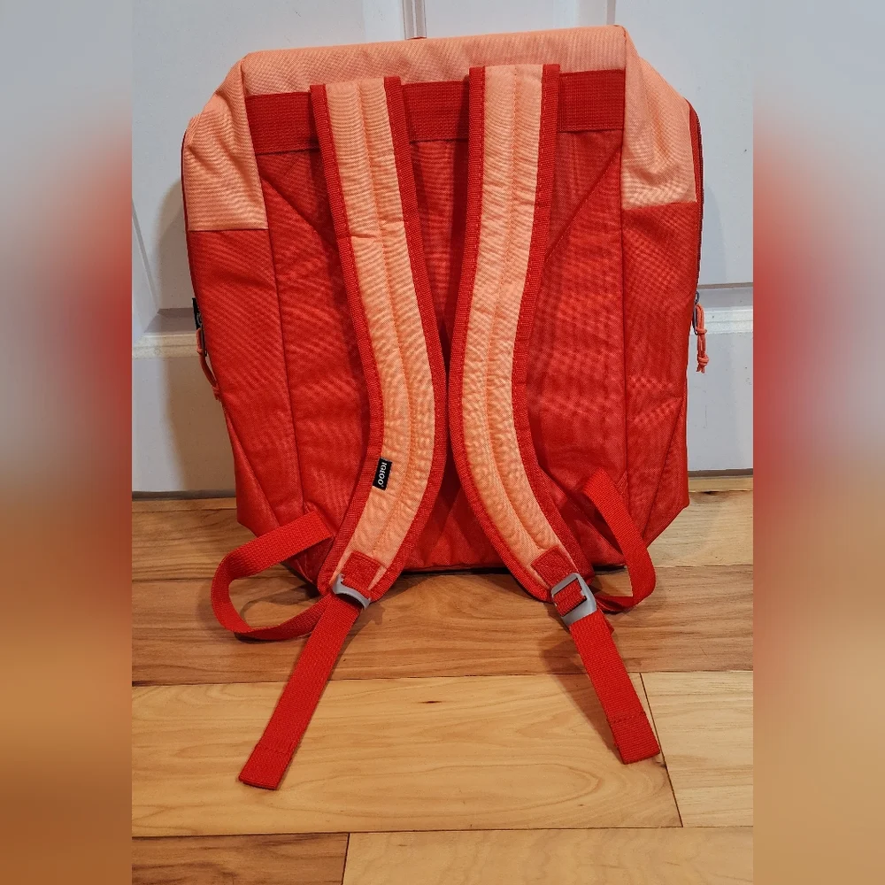 NWOT Angry Orchard Hard Cider Igloo Red Insulated Backpack Cooler